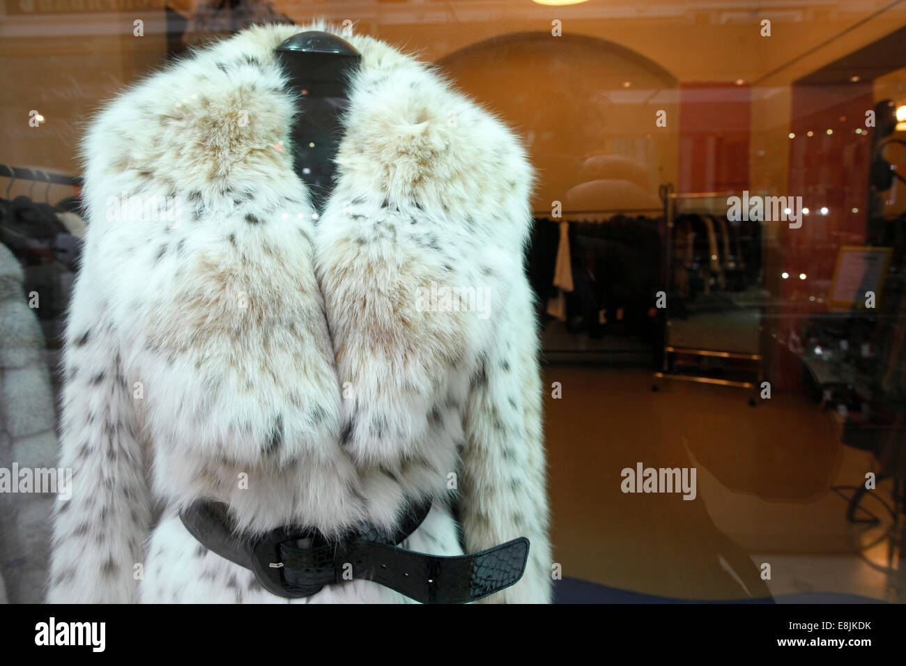 Russian fur coat hi-res stock photography and images - Alamy