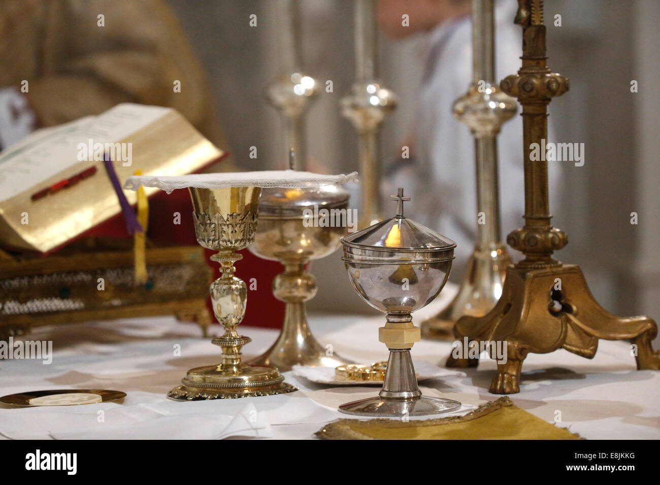 Chalice and ciborium Stock Photo Alamy