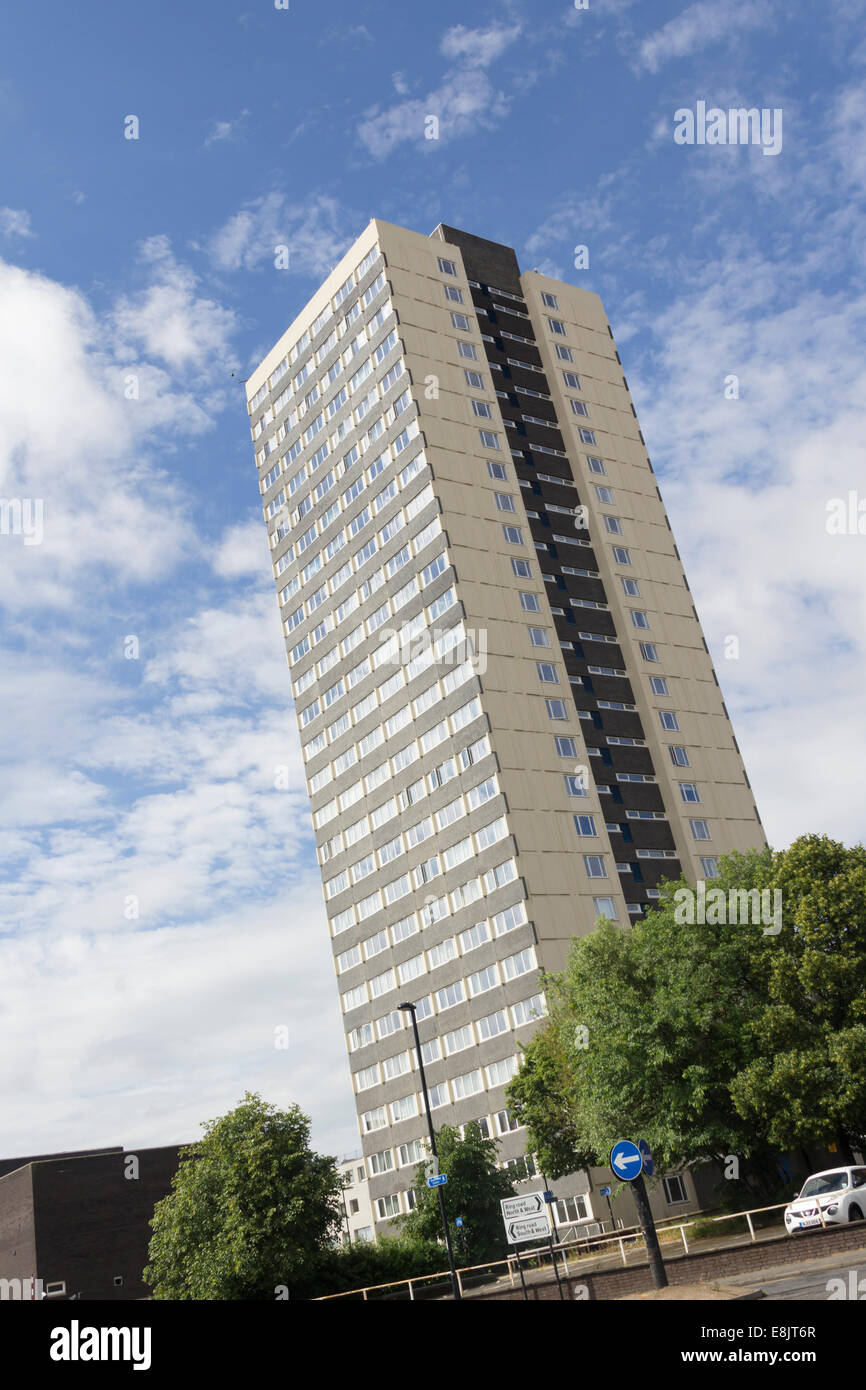 Shieldfield House, Newcaste is a residential tower block built in 1966 in the Modernist style. It is 26 stories high. Stock Photo