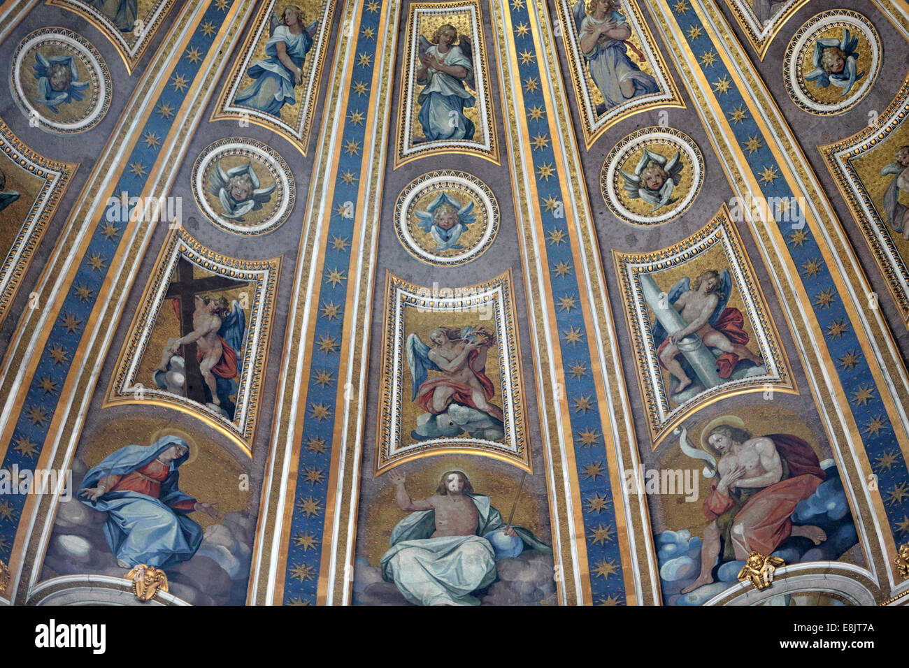 Cupola Ceiling in St. Peter's Basilica by Michelangelo Buonarroti. Dome by Michelangelo Buonarroti, Domenico Fontana, Giacomo de Stock Photo