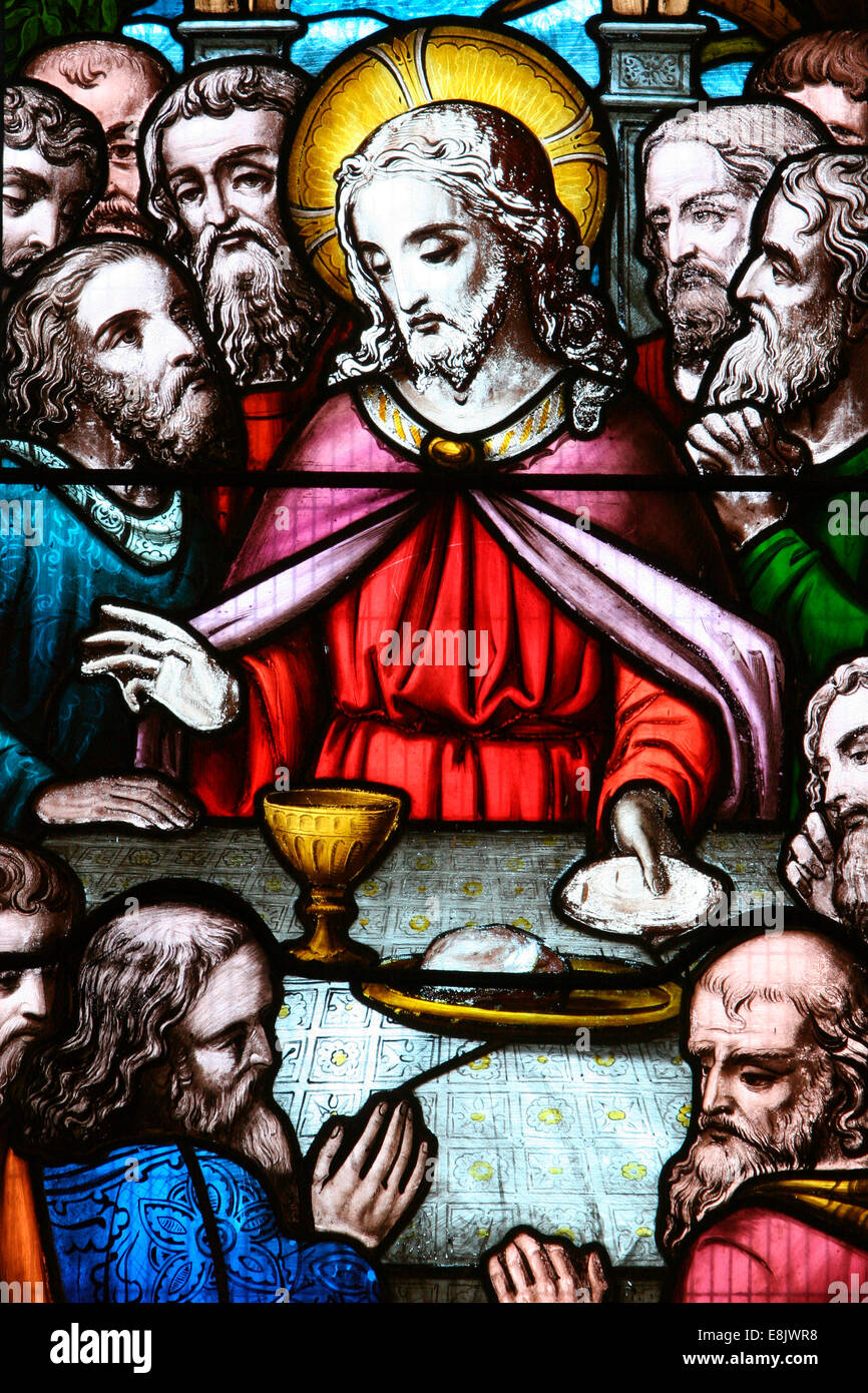 Stained glass window depicting Jesus Chrit's Last Supper Stock Photo ...