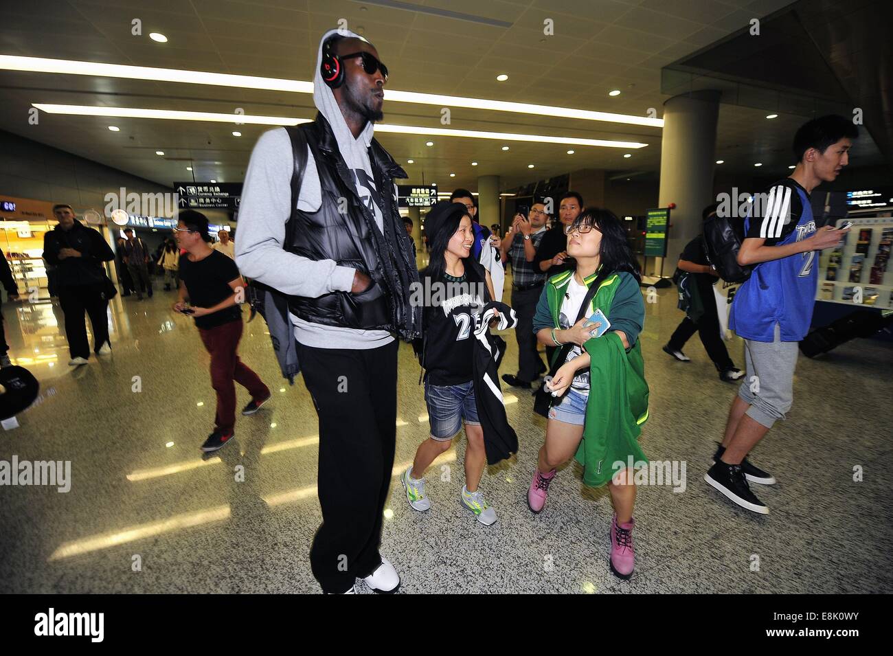 Shanghai, China. 9th Oct, 2014. The Brooklyn Nets player . KEVIN GARNETT after arraives at Pudong International Airport in Shanghai, China. Credit:  Marcio Machado/ZUMA Wire/Alamy Live News Stock Photo