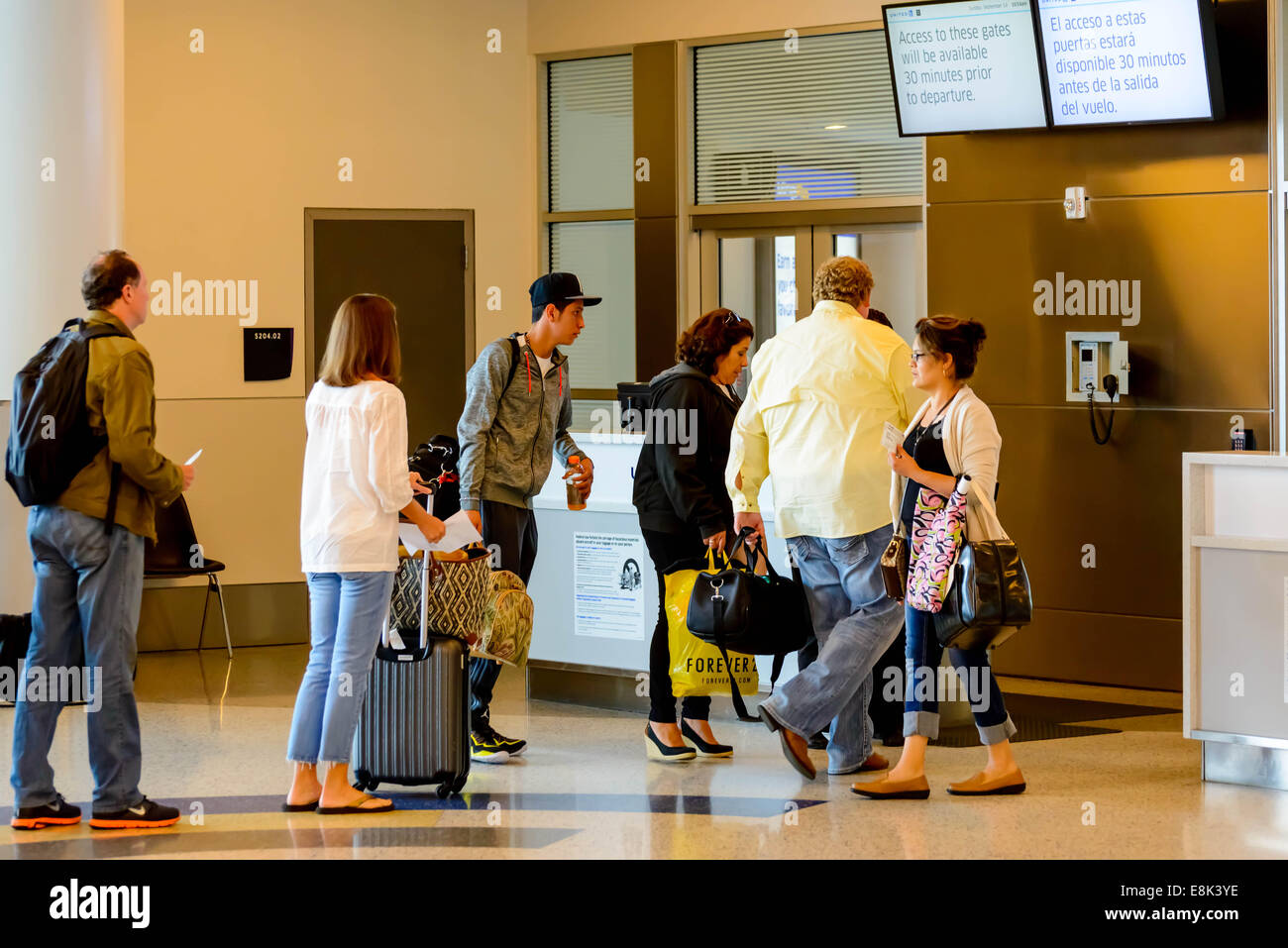 IAH, Houston Intercontinental Airport, Houston, TX, USA - Passengers ...