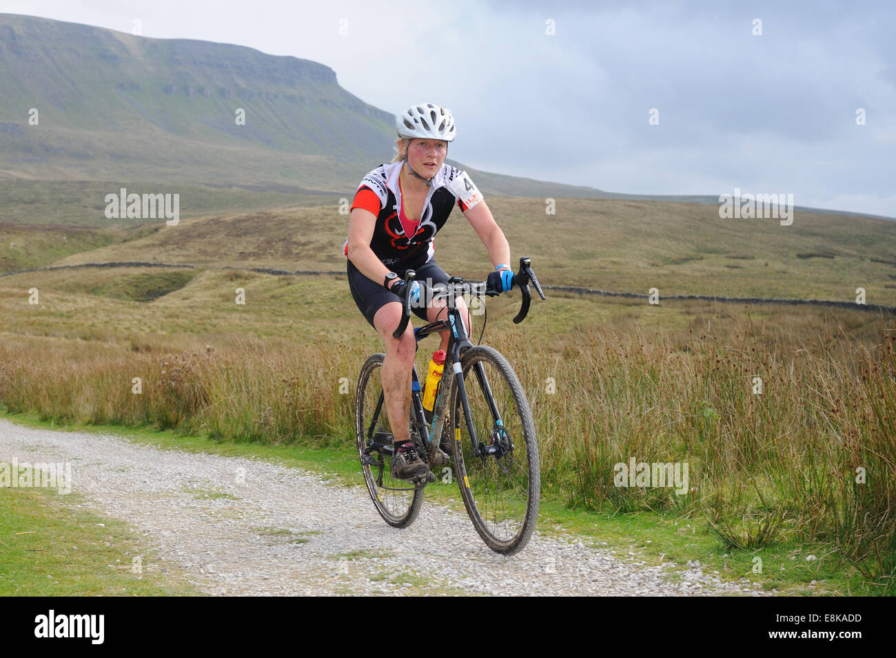 Rider in the three peaks cyclocross race with Pen y Gent in the background Stock Photo