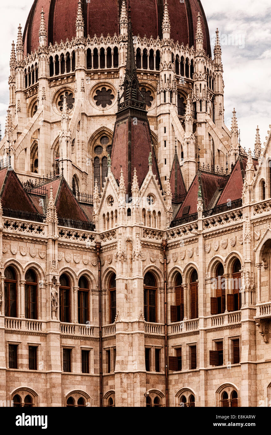 Detail Of The Dome Of Hungarian Parliament Building Kossuth Lajos Square Budapest Hungary Stock Photo Alamy