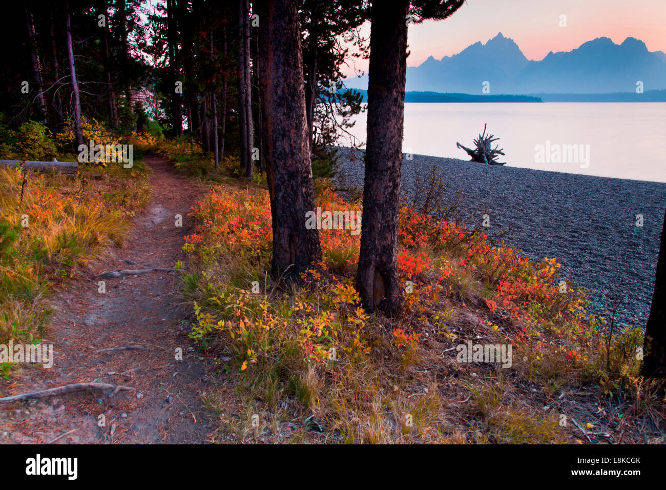Lake shore trail teton hi-res stock photography and images - Alamy
