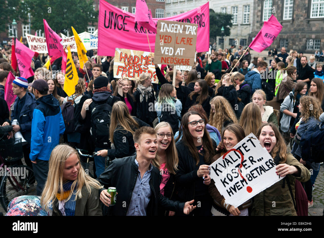 Copenhagen, Denmark. 9th October, 2014. Thousands of young people demonstrate in Copenhagen for more jobs and affordable housing. Unemployment rate for youth below age 25 is around 20% in Denmark. And the number of unemployed youth is increasing, Credit:  OJPHOTOS/Alamy Live News Stock Photo
