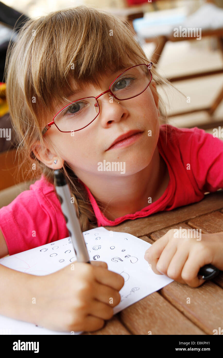 6 year old hi-res stock photography and images - Alamy