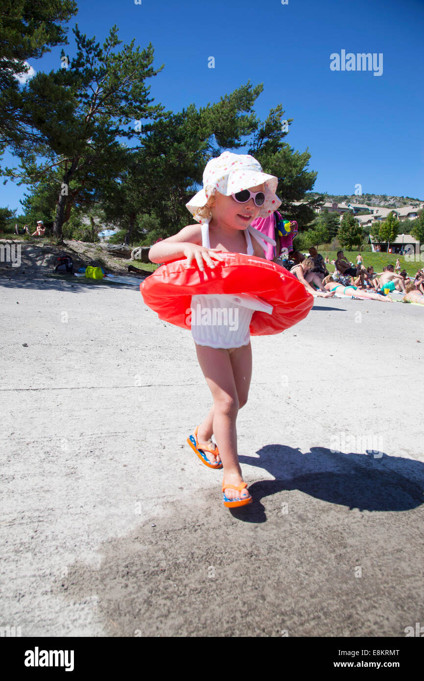 Girls in rubber ring hires stock photography and images Alamy