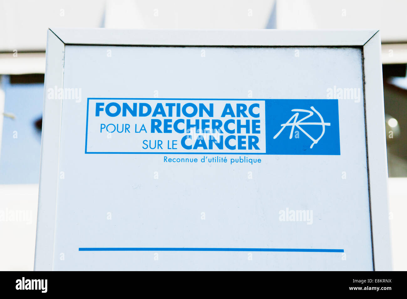 Fondation ARC pour la recherche sur le cancer, Villejuif Stock Photo ...