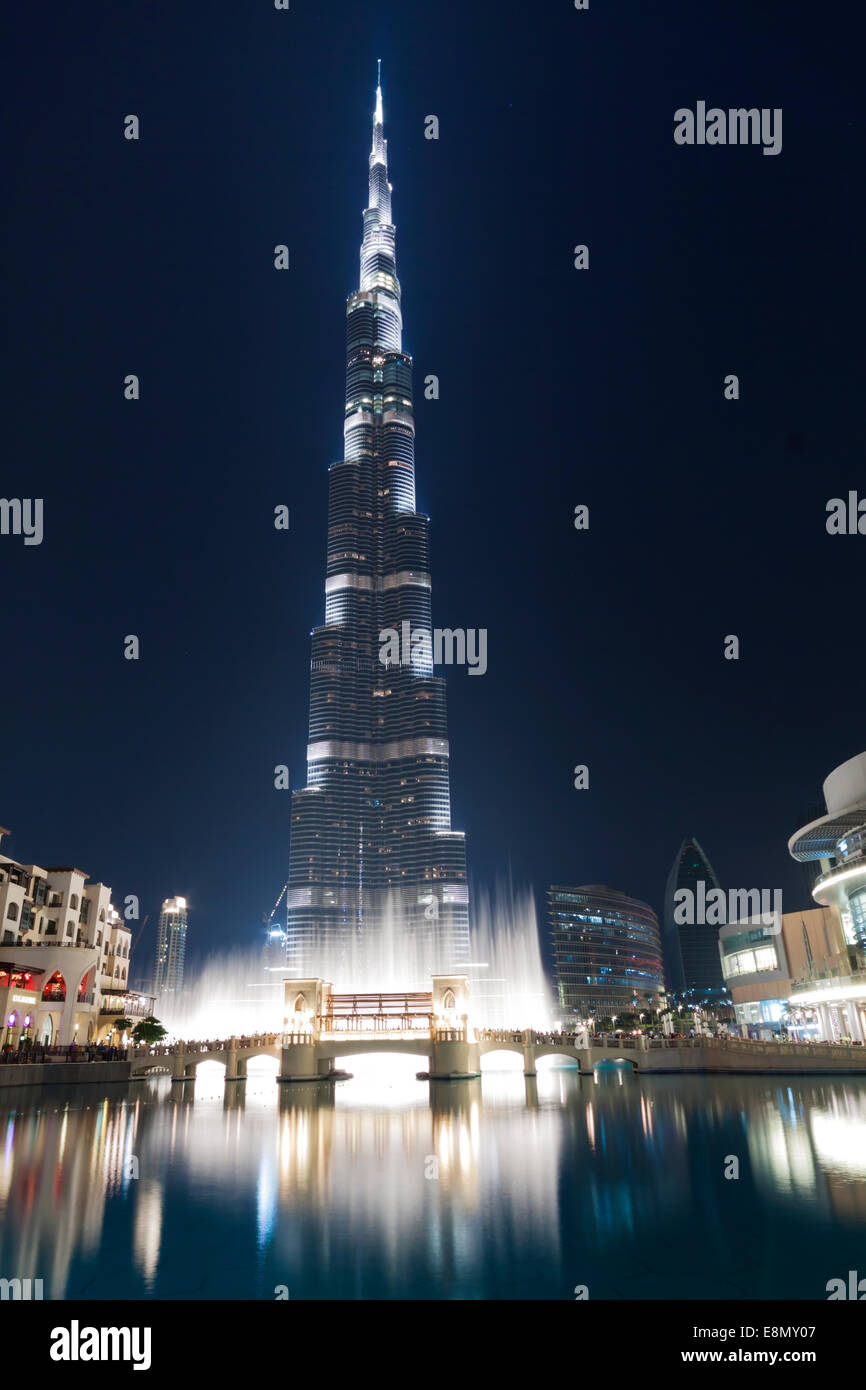 Burj Khalifa, Dubai, UAE World Records At over 828 metres (2,716.5 feet) and more than 160 stories, Burj Khalifa holds the follo Stock Photo