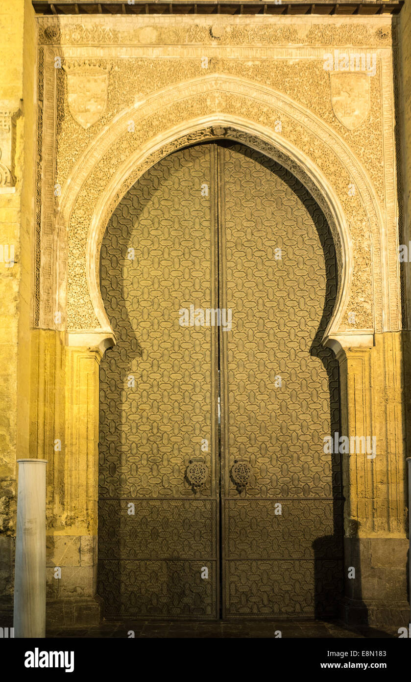 Cordoba Mezquita-Catedral at night Stock Photo