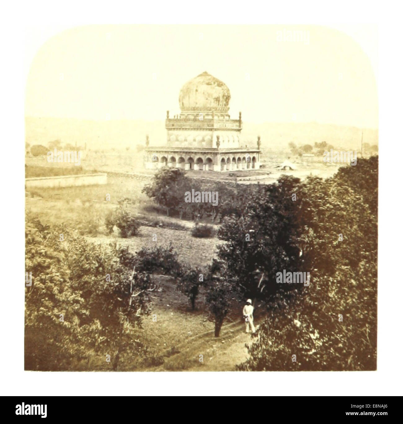 WELD 1862 in India pg054 (009 Tombs of the Ancient Kings of Golconda. No. 8) Stock Photo