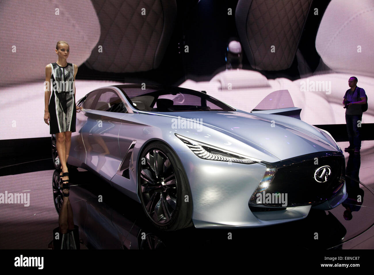 Infiniti Q80 Inspiration concept Paris Motor Show Mondial de l'Automobile 2014 Stock Photo