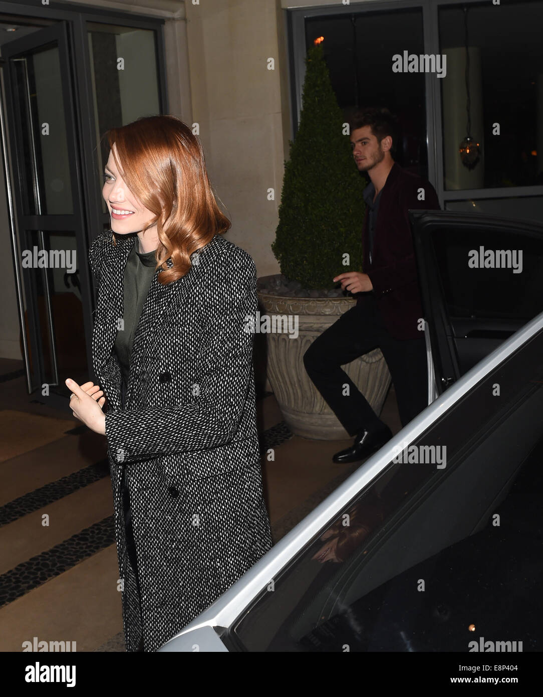 SpiderMan 2 cast members Emma Stone and Andrew Garfield arrive back at