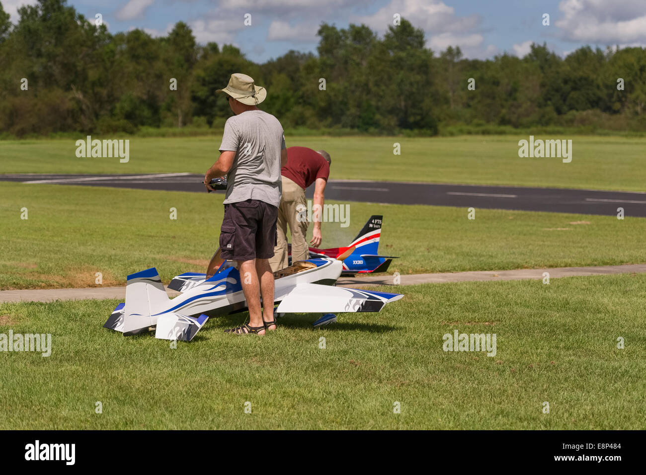 Remote Controlled Plane Flying Club Stock Photo Alamy