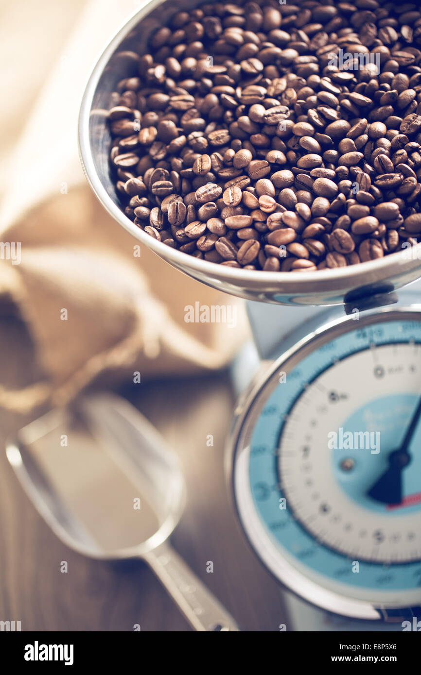 Coffee scale hires stock photography and images Alamy