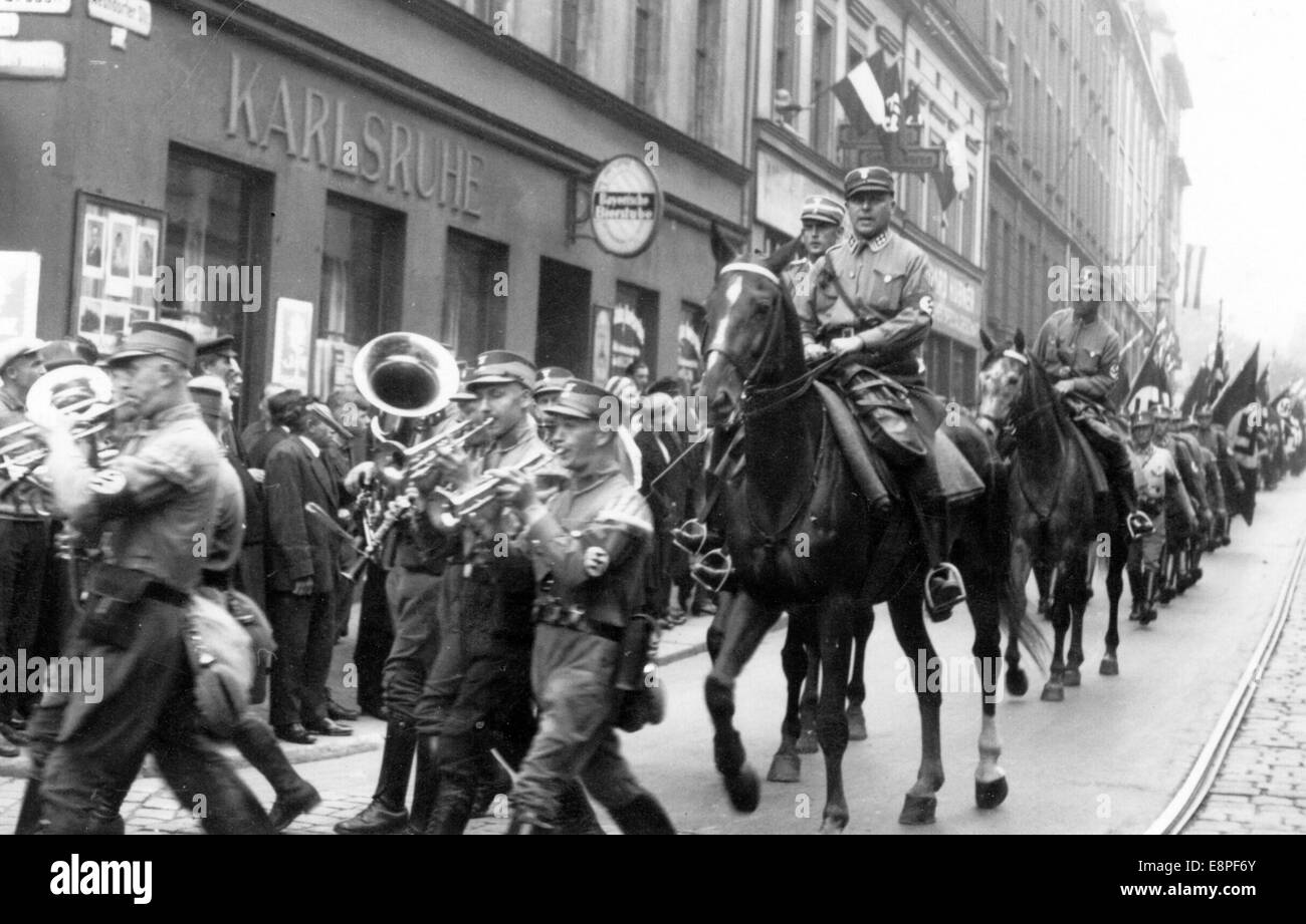 Nuremberg Rally 1933 in Nuremberg, Germany - Members of the SA (Sturmabteilung) march through the streets of Nuremberg. (Flaws in quality due to the historic picture copy) Fotoarchiv für Zeitgeschichtee - NO WIRE SERVICE – Stock Photo