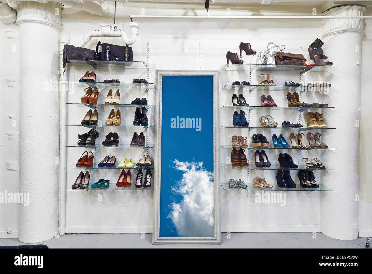 Heavenly shoe store in New York City Stock Photo Alamy
