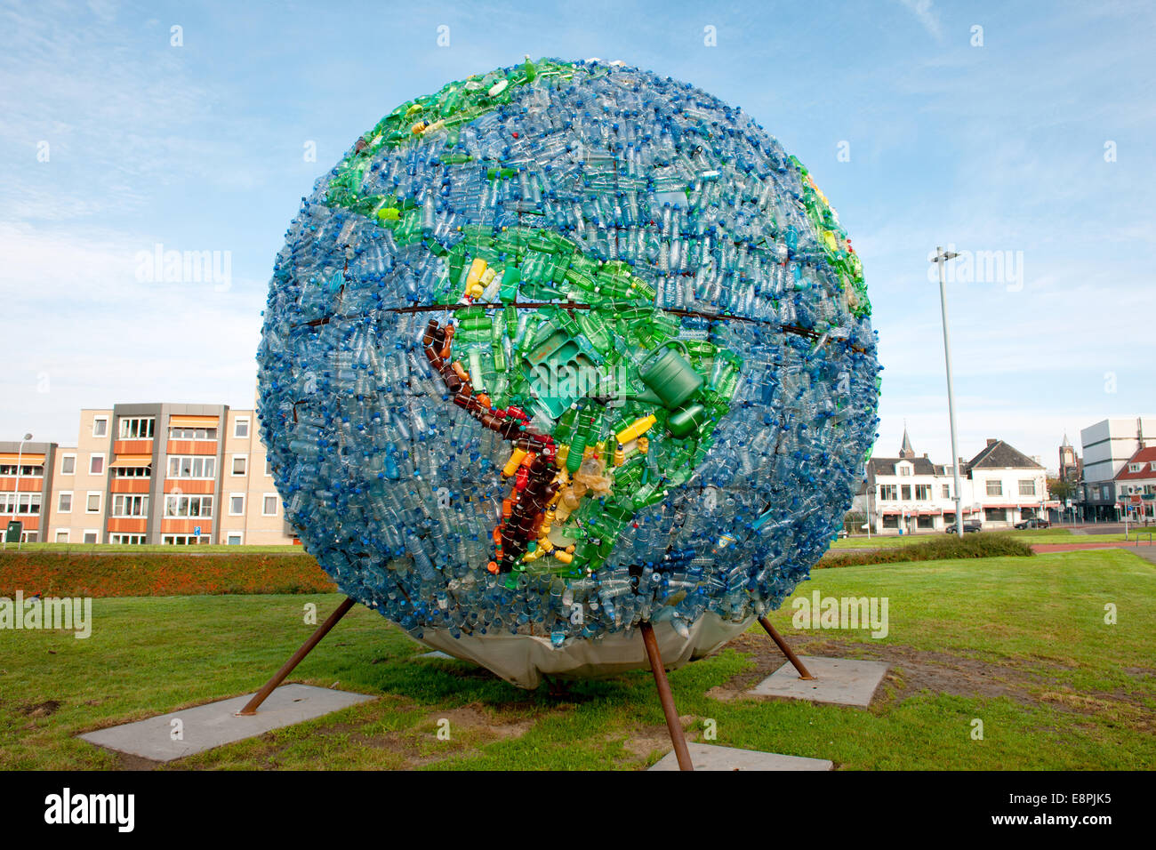 Globe made by Dutchman Peter Smit of some 6000 waste plastic bottles in order to focus on the global problem of plastic waste in Stock Photo