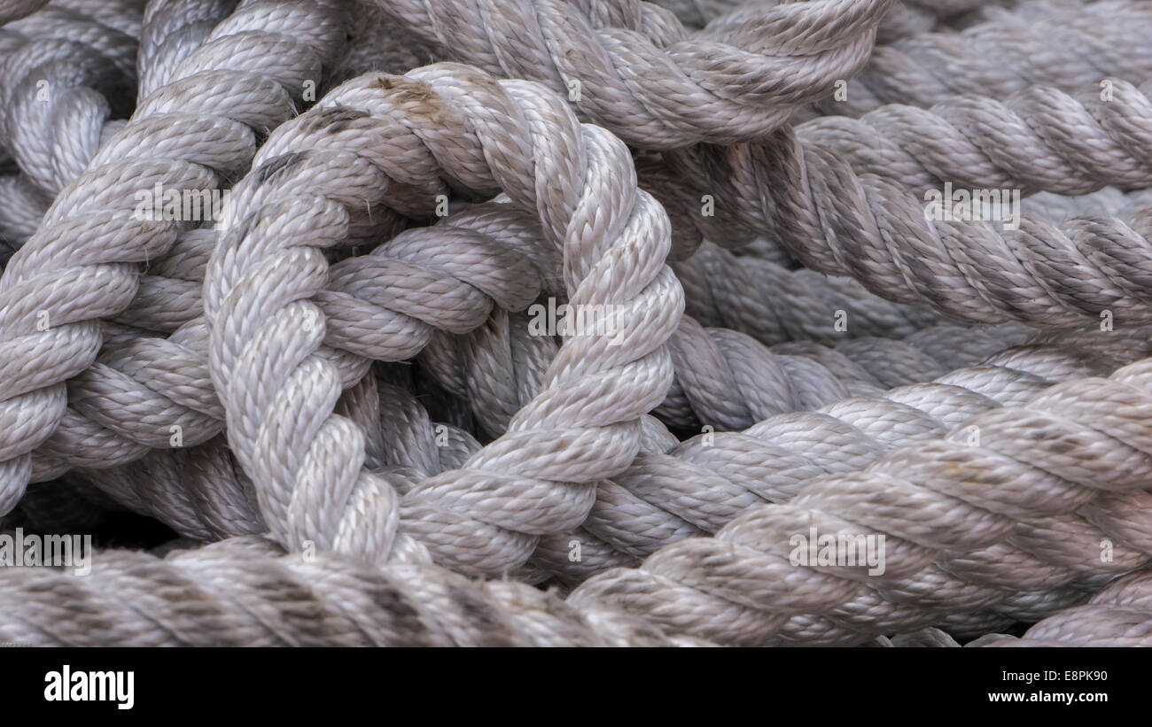Coiled ship rope hi-res stock photography and images - Alamy