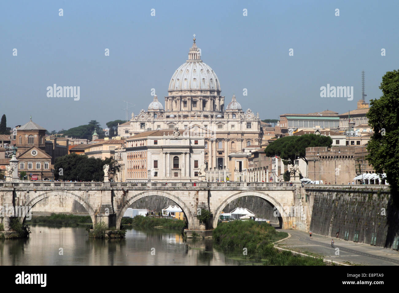 View towards St Peter's Basilica and the Vatican from the River Tiber, Rome, Italy Stock Photo