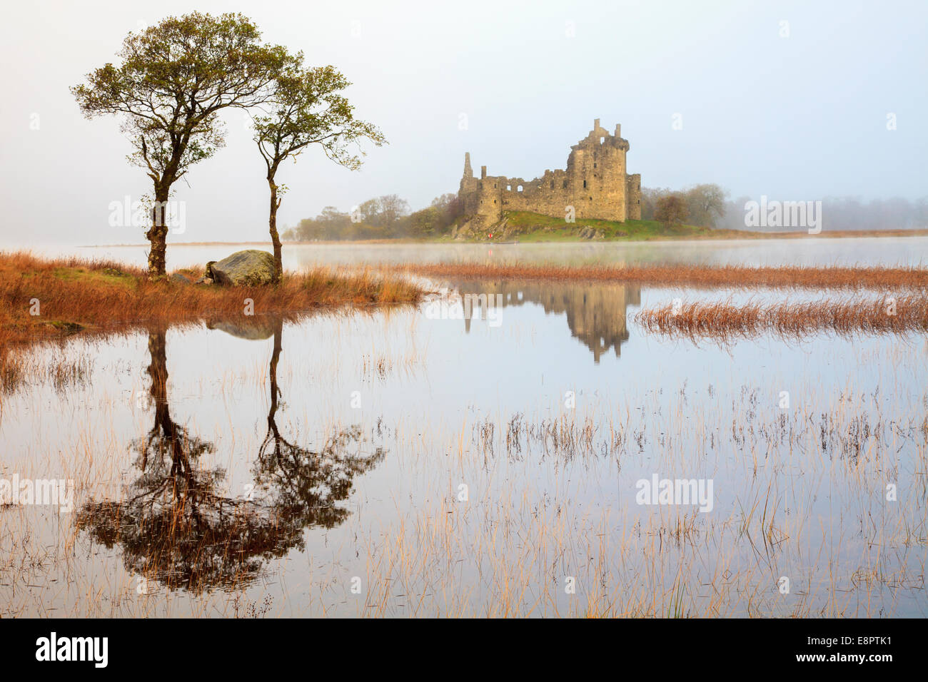 Kilchurn Castle oN Loch Awe in Argyll and Bute, Scotland Stock Photo