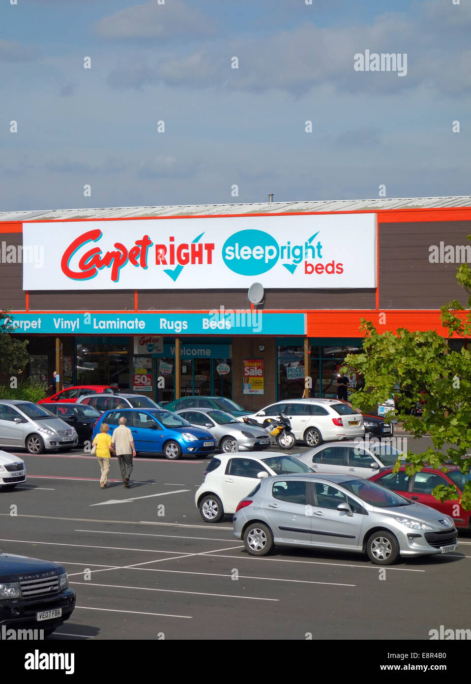 Merry hill shopping centre hires stock photography and images Alamy