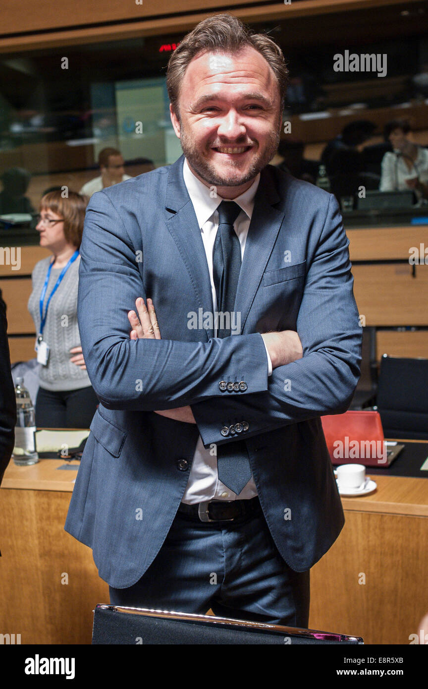 Luxembourg. 13th Oct, 2014. Dan Jørgensen Minister for Food, Agriculture and Fisheries od Denmark prior to the Agriculture and Fisheries council at European Council headquarters in Luxembourg on 13.10.2014 Eu ministers seek to reach political agreement on fishing opportunities for member states in the Baltic Sea for 2015 by Wiktor Dabkowski Credit:  dpa picture alliance/Alamy Live News Stock Photo