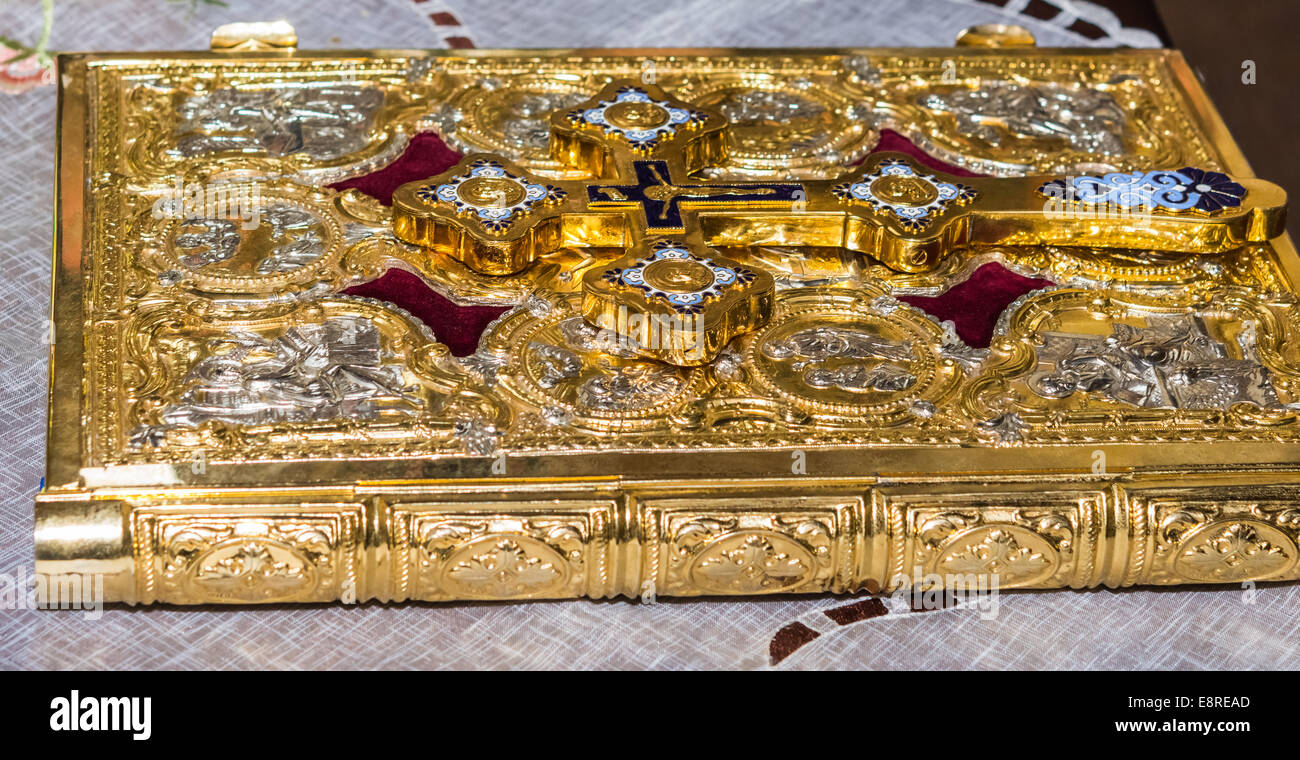 Golden Bible High Resolution Stock Photography and Images Alamy