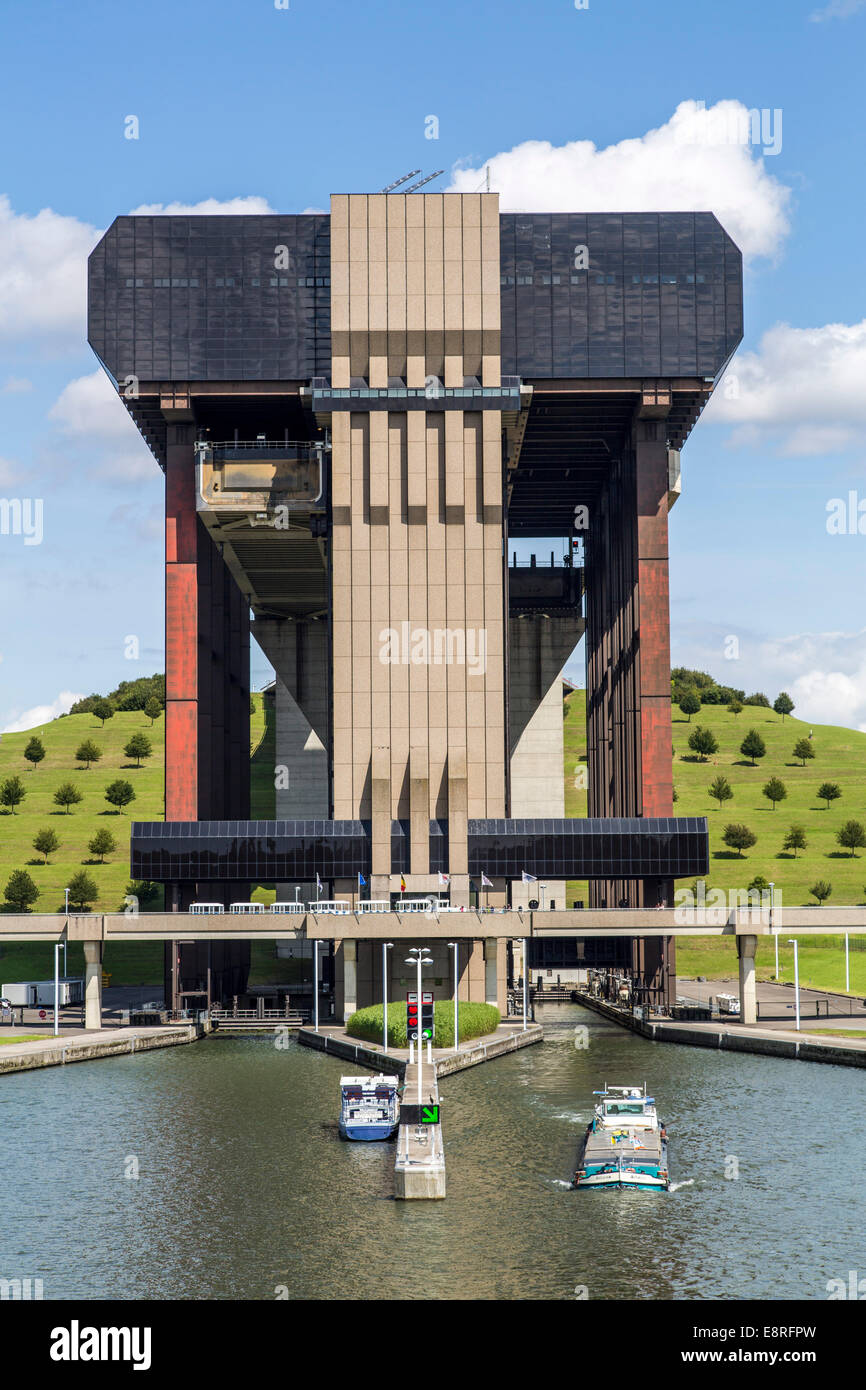 The ship lift of Strepy-Thieu, on the Canal du Centre, a UNESCO World Heritage Stock Photo