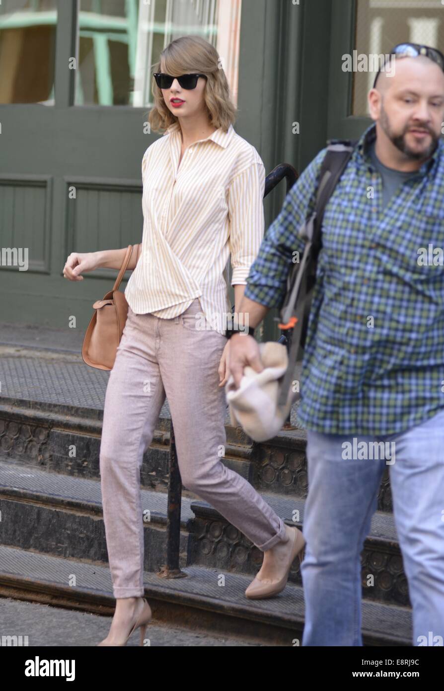 Taylor Swift Style — Leaving her apartment, New York City, NY