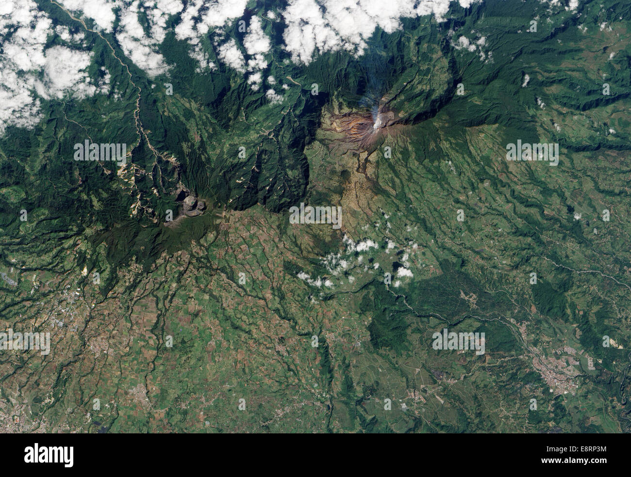 Turrialba Volcano in Costa Rica is erupting, producing gases and ash ...