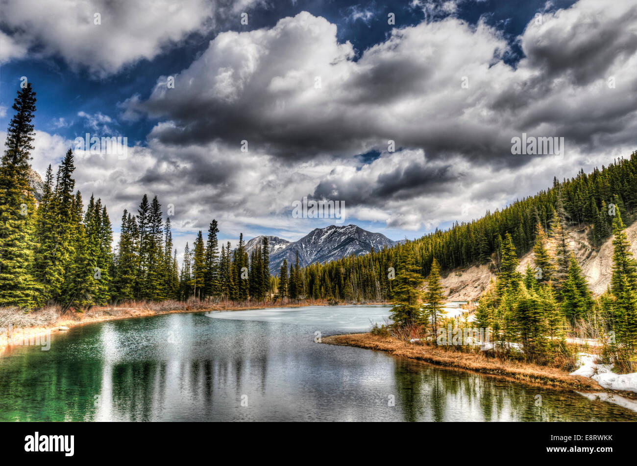 Nature snowy scenery hi-res stock photography and images - Alamy