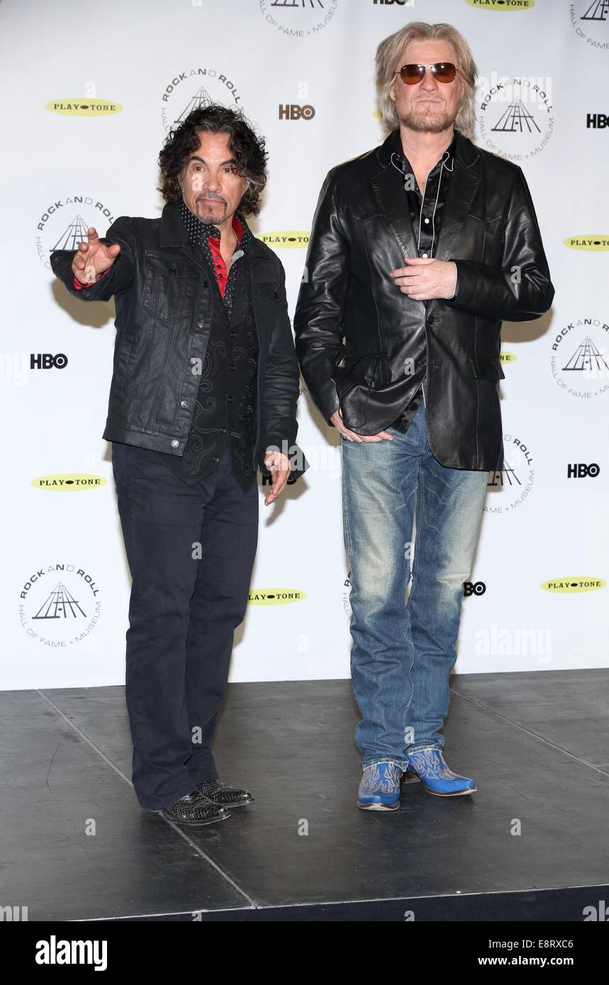 the 29th Annual Rock And Roll Hall Of Fame Induction Ceremony at Barclays Center of Brooklyn on April 10, 2014 in New York City.  Featuring: John Oates,Daryl Hall Where: New York, New York, United States When: 11 Apr 2014 Stock Photo