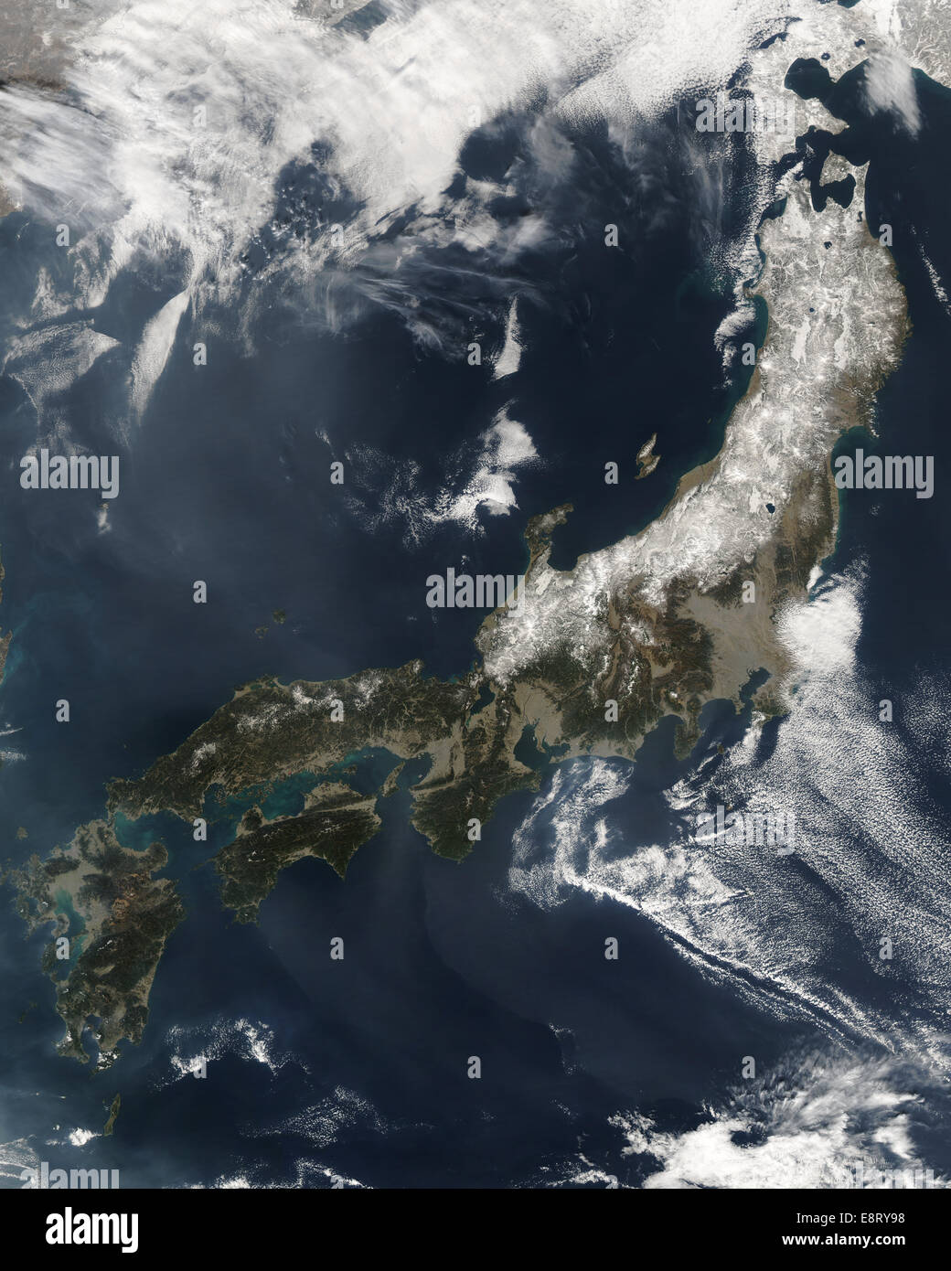 The Moderate Resolution Imaging Spectroradiometer (MODIS) on the Aqua ...
