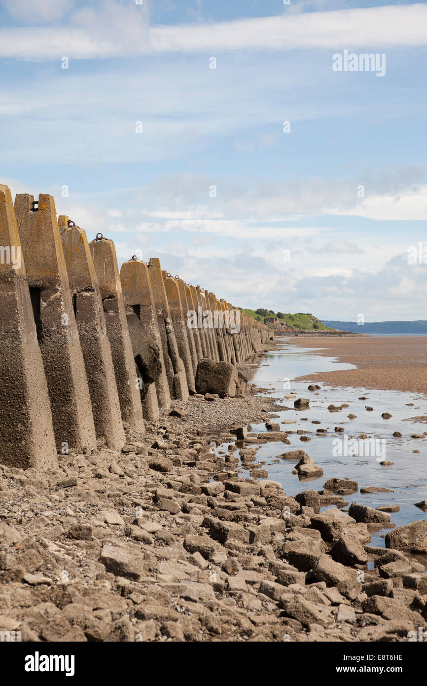 Concrete pylons hires stock photography and images Alamy
