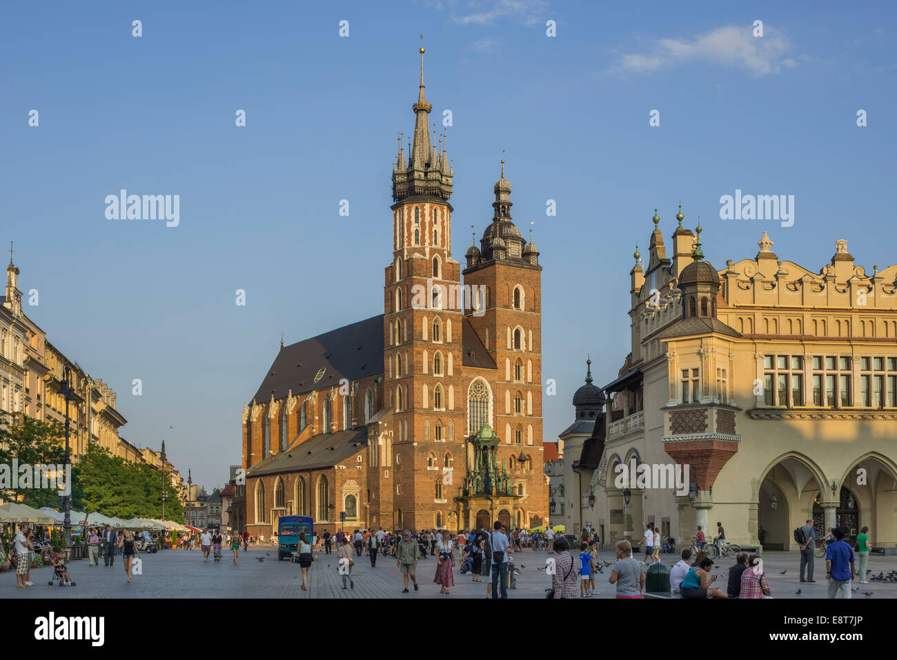 Gothic St. Mary's Basilica, Stare Miasto old town, Kraków, Lesser Poland Voivodeship, Poland Stock Photo