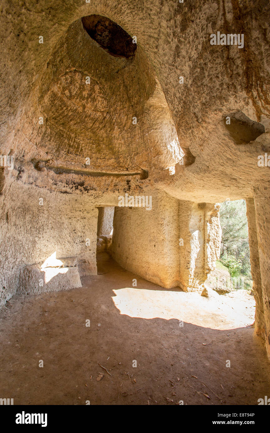 Medieval cave dwellings, Zungri, Calabria, Italy Stock Photo