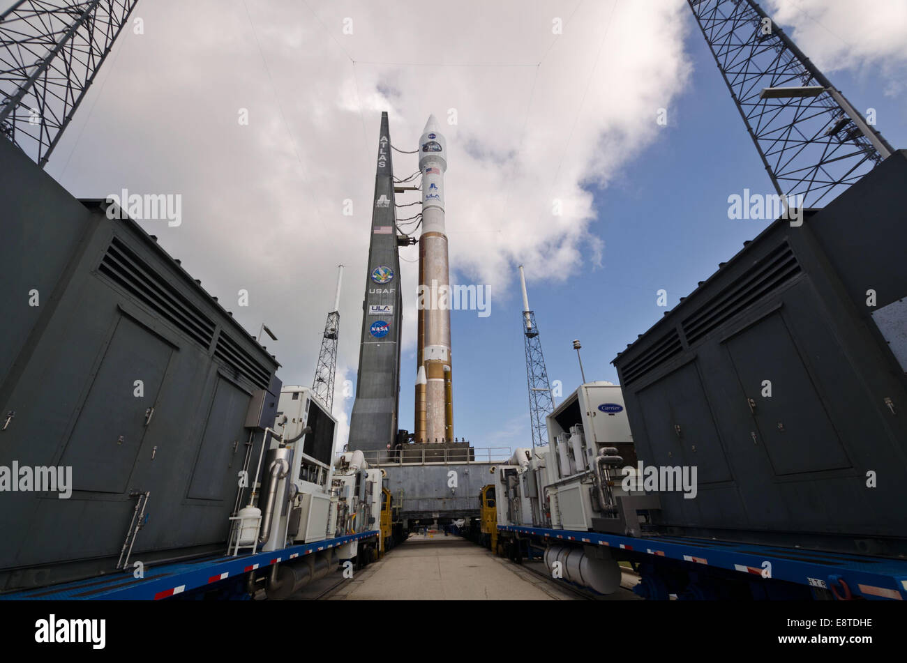 A United Launch Alliance Atlas V rocket is rolled to the pad at Space Launch Complex-41 at Cape Canaveral Air Force Station, Fla., in preparation to launch NASA's Tracking and Data Relay Satellite-K (TDRS-K). Stock Photo