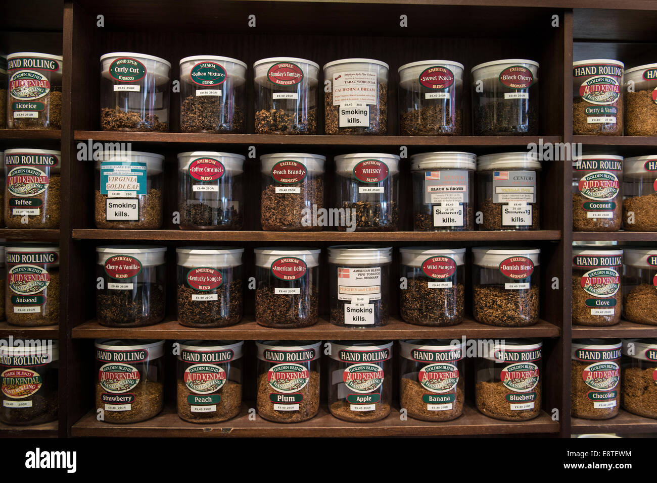 Specialist tobacconist shop hi-res stock photography and images - Alamy