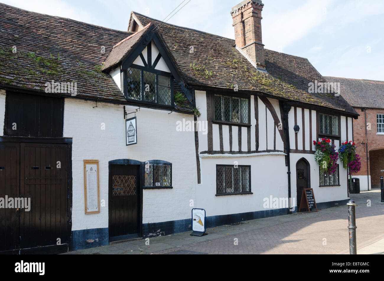 Oken Thomas tea rooms and cafe in Castle Street, Warwick Stock Photo