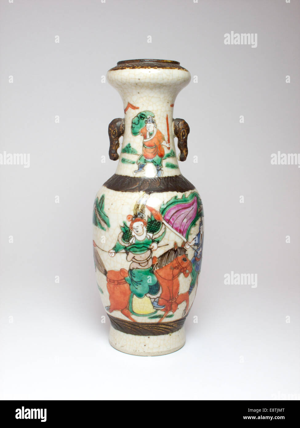 Chinese porcelain vase, hand decorated with warriors Stock Photo Alamy