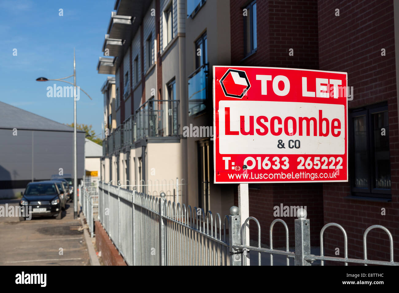 To let sign hi-res stock photography and images - Alamy