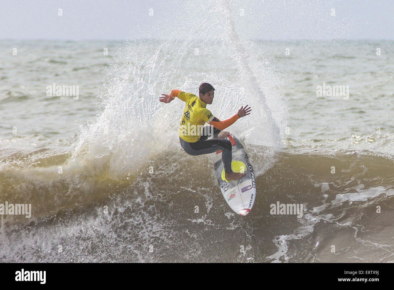 Peniche, Portugal. 14th October, 2014. The Brazilian surfer Gabriel Medina, current leader of the world championship, during the stage at Peniche, Portugal. Credit:  Leonardo Mota/Alamy Live News Stock Photo