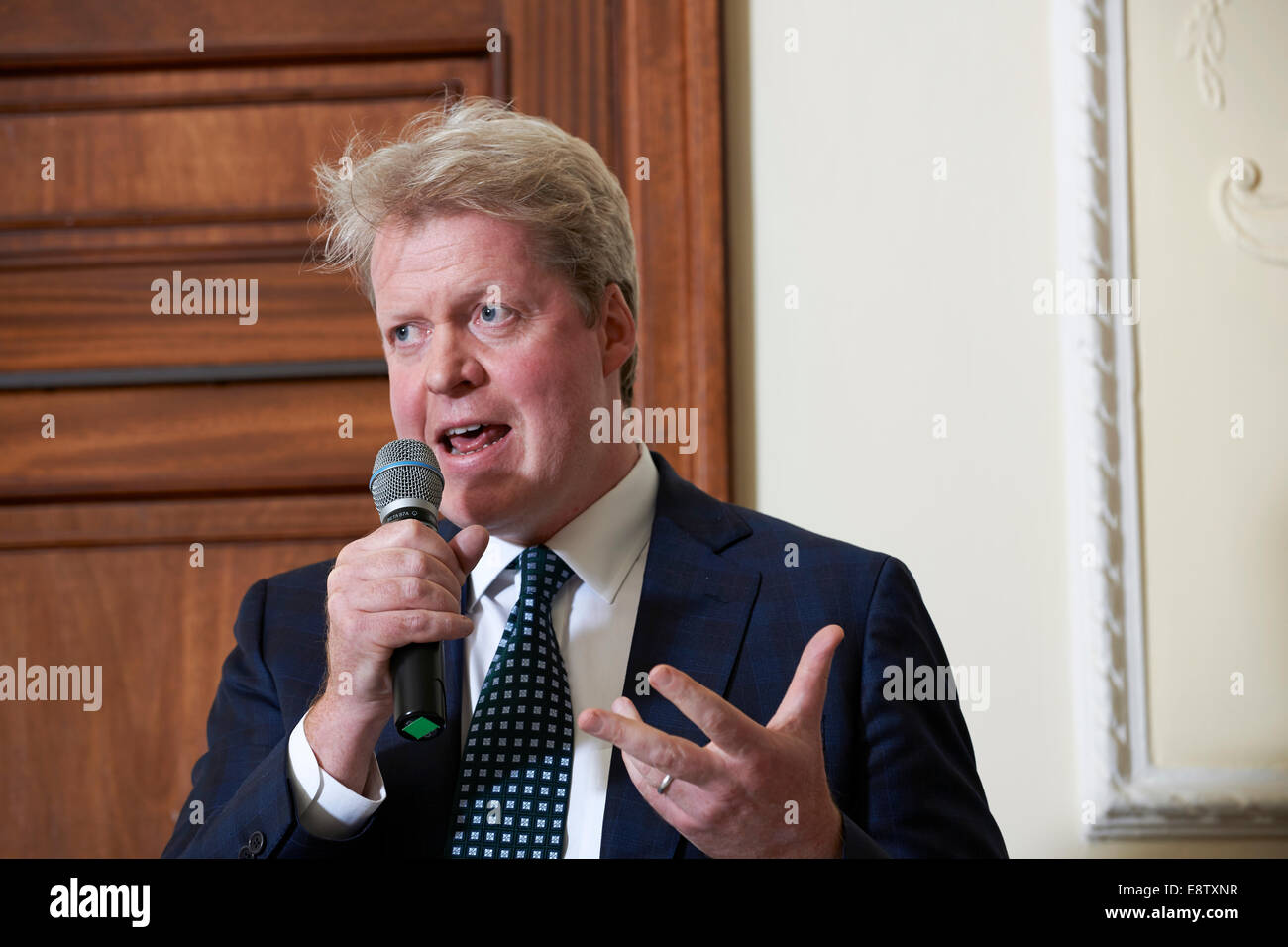 Broadcaster lady diana spencer hires stock photography and images Alamy