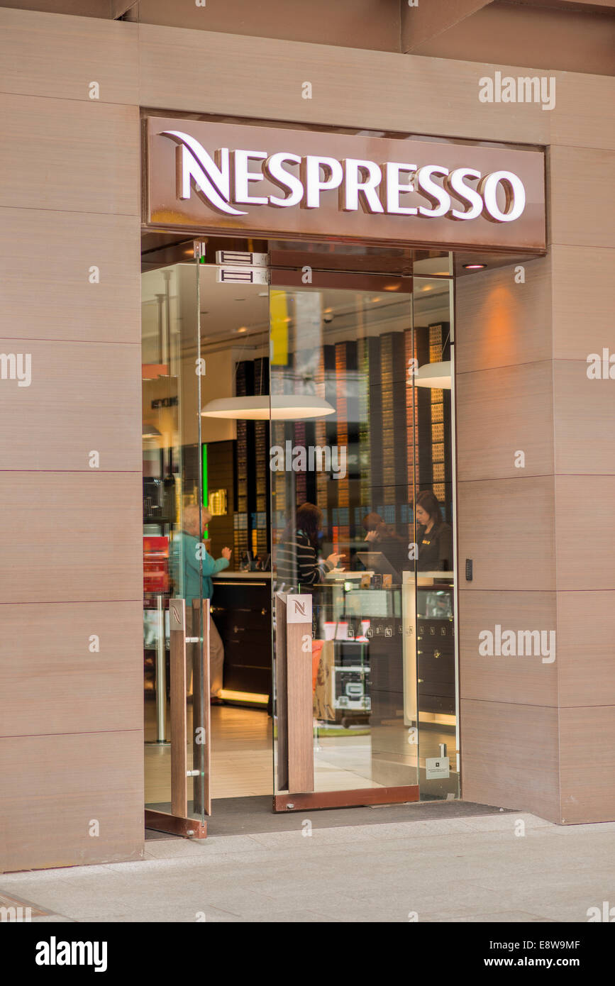 toksicitet Græsse nedadgående Nespresso store sign hi-res stock photography and images - Alamy