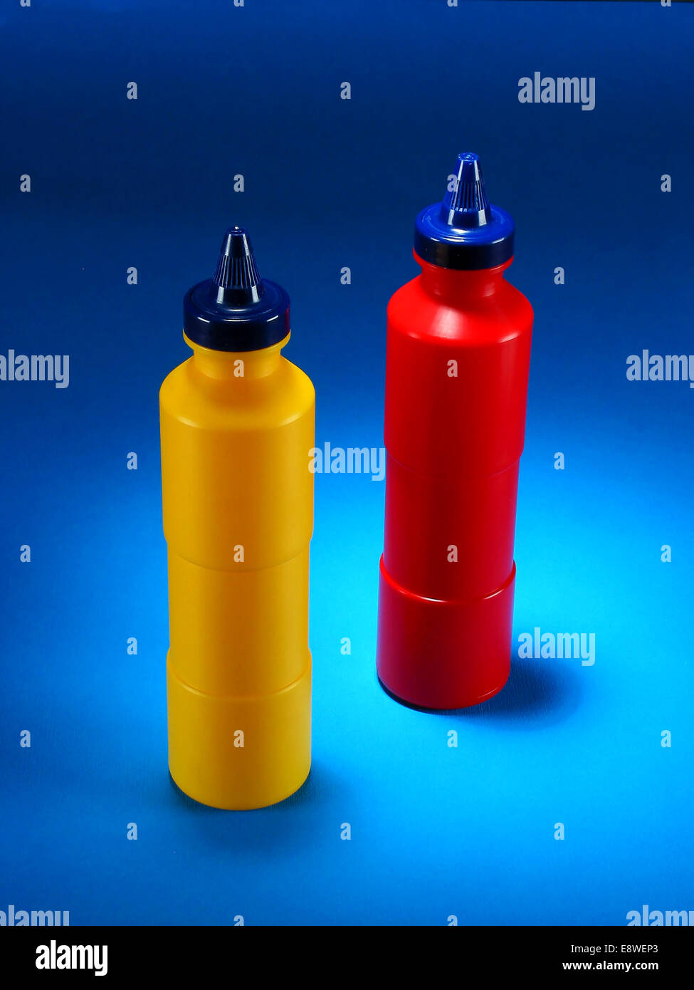 Mustard ketchup dispenser dispensers hi-res stock photography and