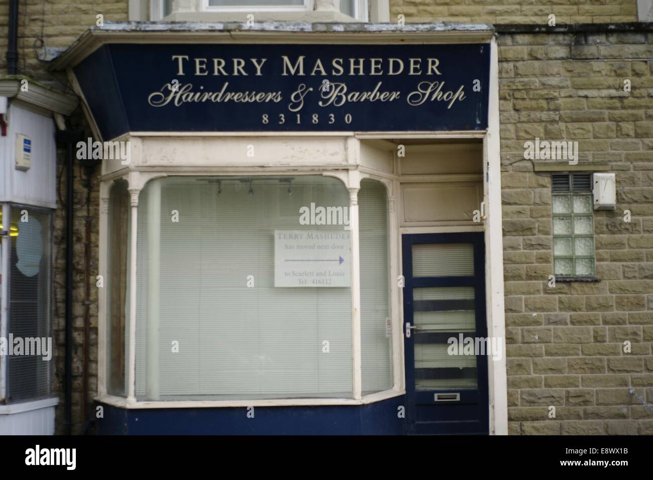 1960 S Shop Front Morecombe Of Local Hair Dresser Stock Photo