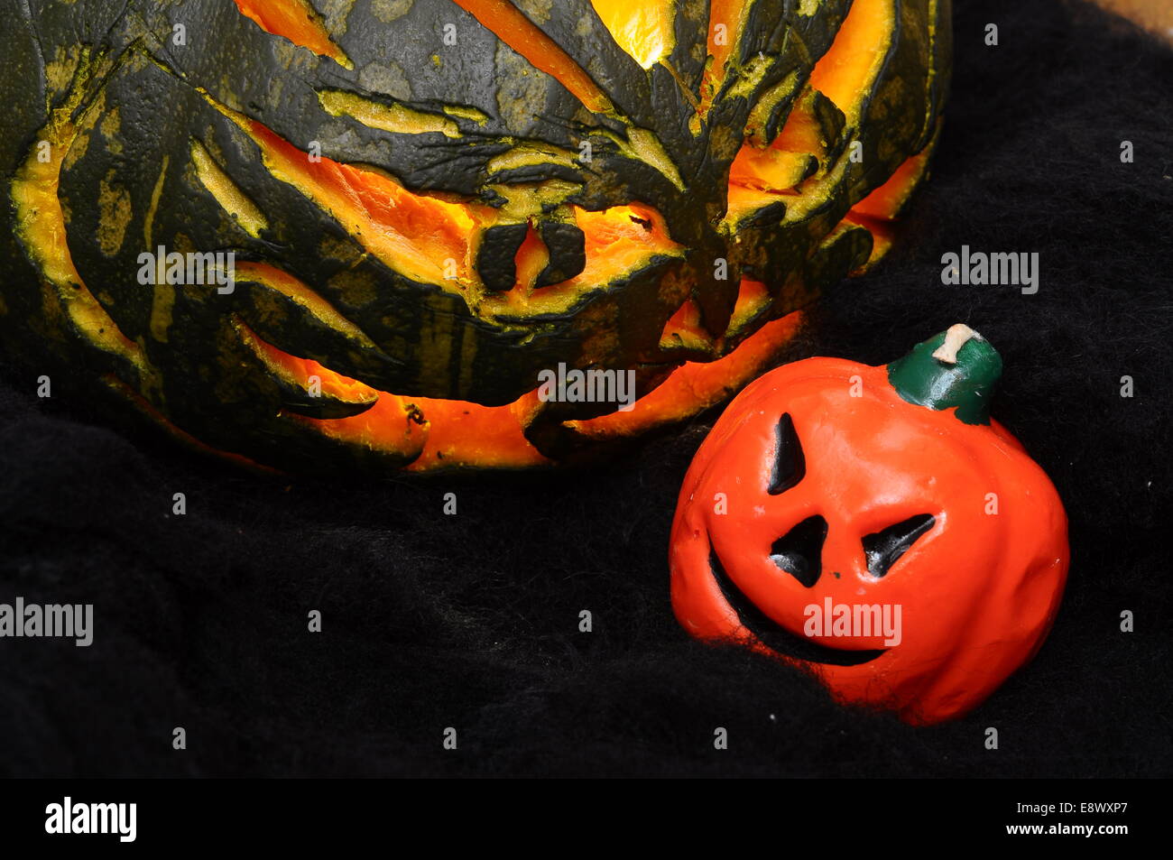 Scene of Halloween pumpkins for background Stock Photo - Alamy
